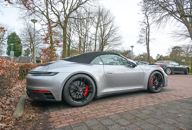 Porsche 992 Carrera 4 GTS Cabriolet MkI