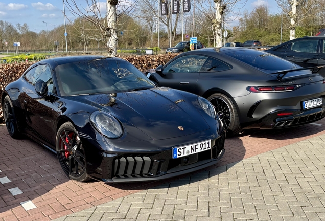 Porsche 992 Carrera 4 GTS MkII