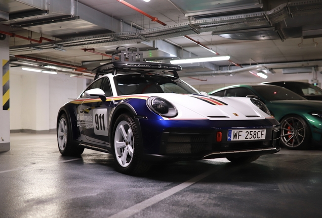Porsche 992 Dakar