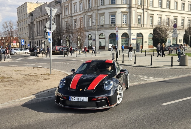 Porsche 992 S/T