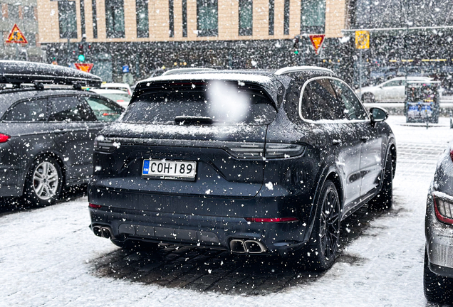 Porsche Cayenne Turbo S E-Hybrid