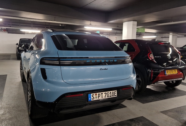 Porsche Macan EV Turbo