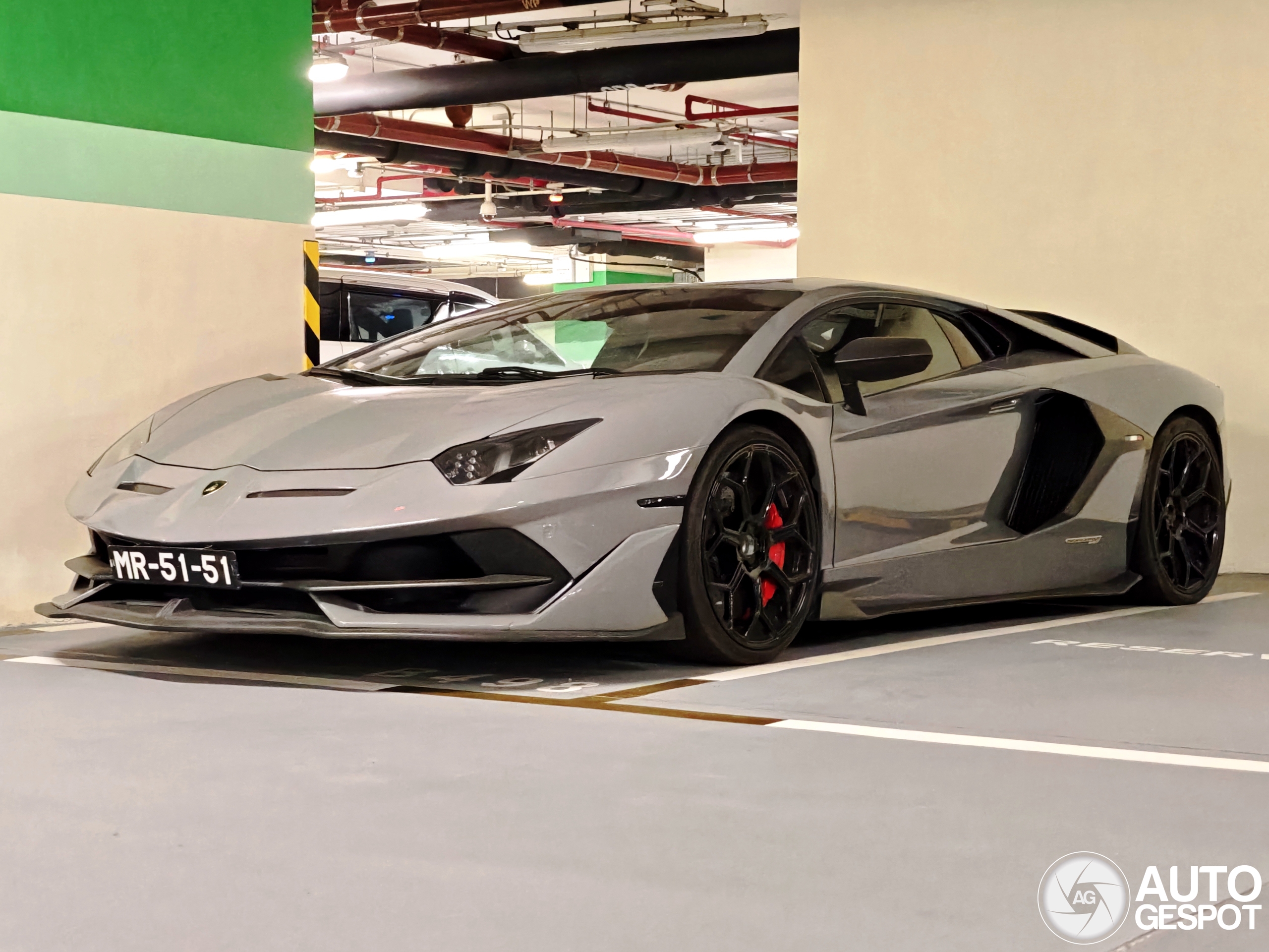 Lamborghini Aventador LP700-4