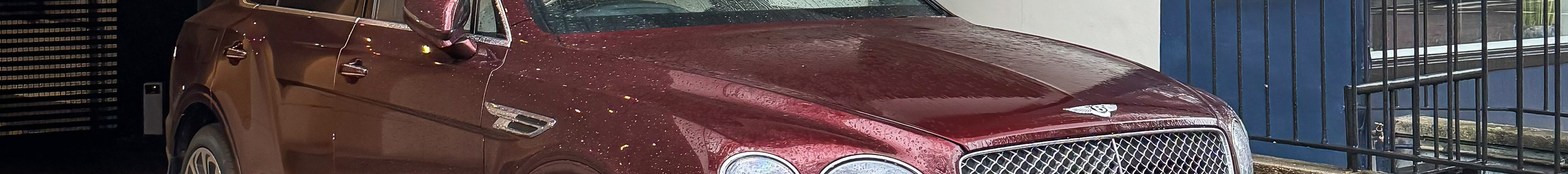 Bentley Bentayga Azure