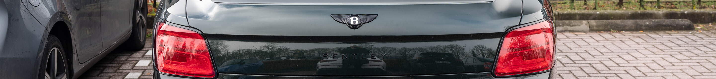 Bentley Flying Spur 2025 Black Edition