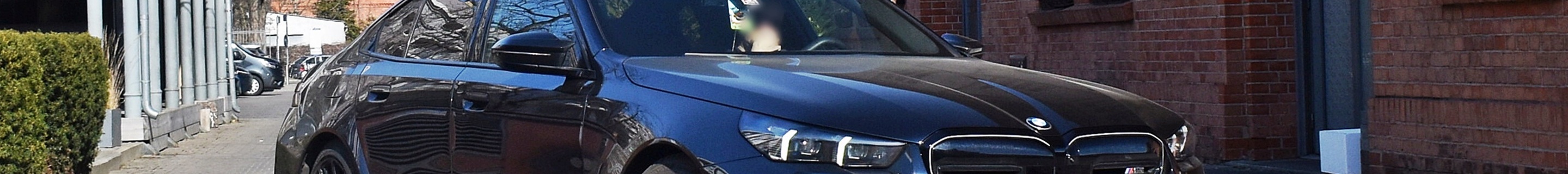 BMW M5 G90