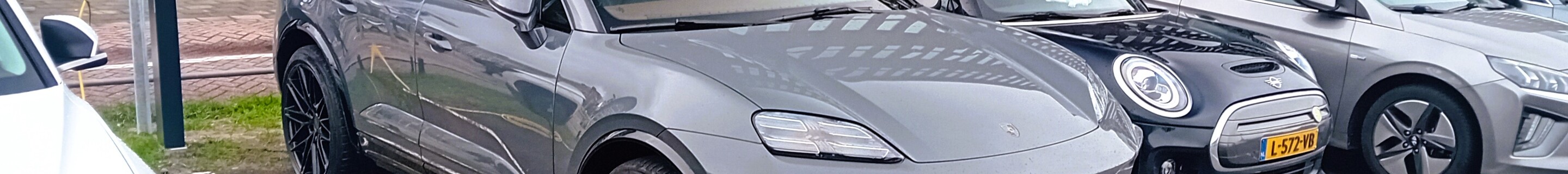 Porsche Macan EV Turbo