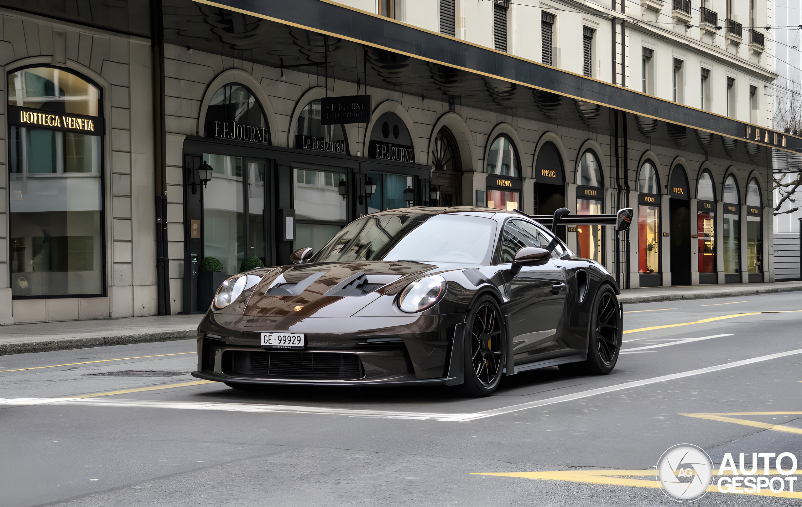 Porsche 992 GT3 RS MkI Weissach Package