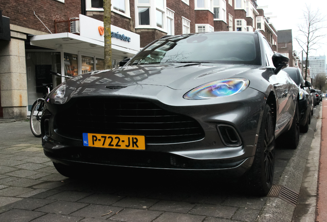 Aston Martin DBX