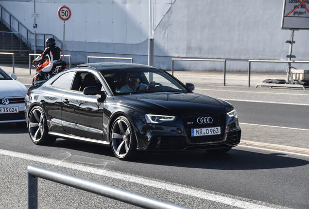 Audi RS5 B8 2012