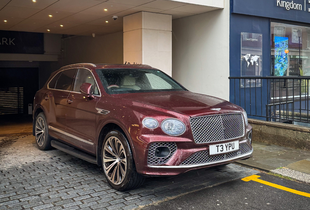 Bentley Bentayga Azure 2024