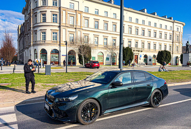 BMW M5 G90