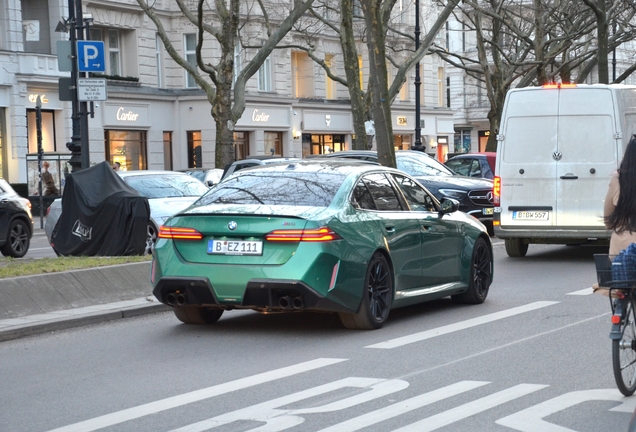 BMW M5 G90