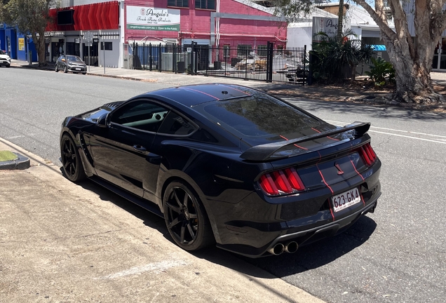 Ford Mustang Shelby GT350 2015