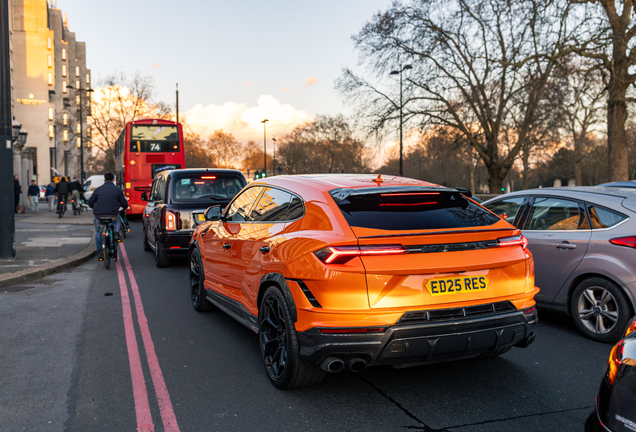 Lamborghini Urus Performante