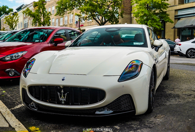 Maserati GranTurismo Modena