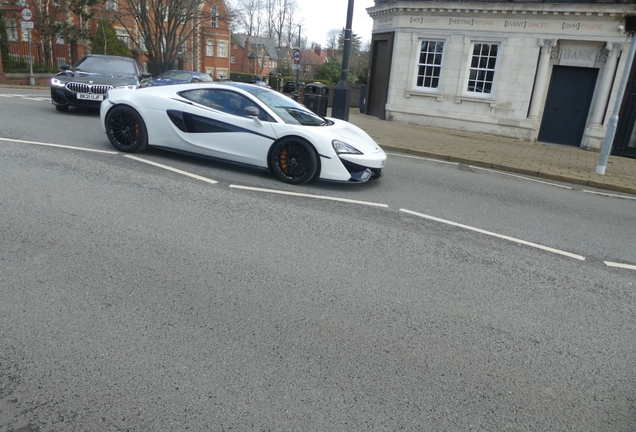 McLaren 570GT