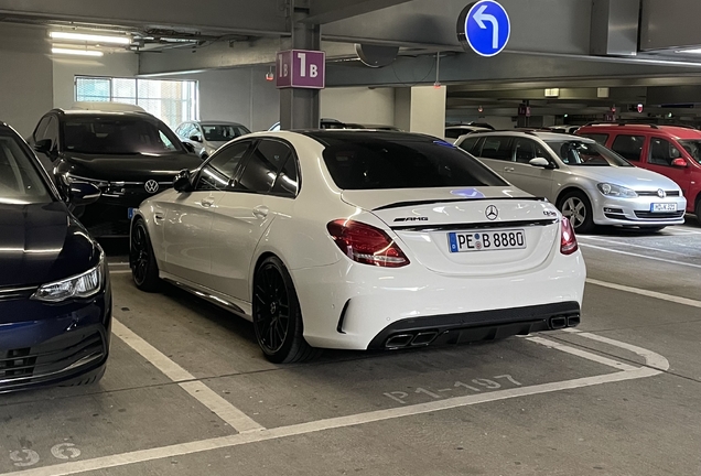 Mercedes-AMG C 63 S W205