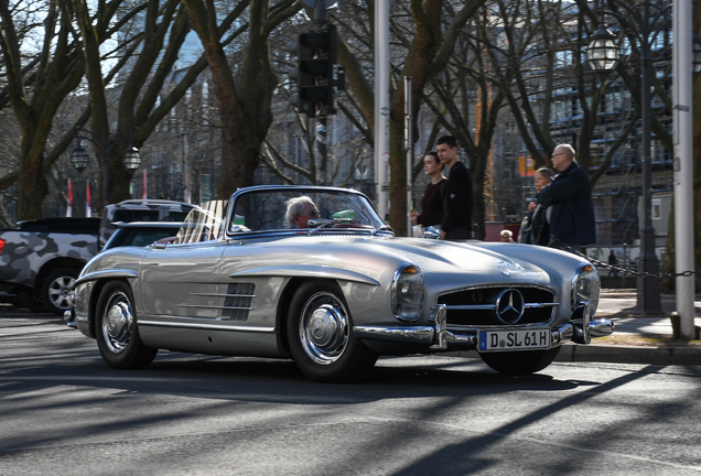 Mercedes-Benz 300SL Roadster