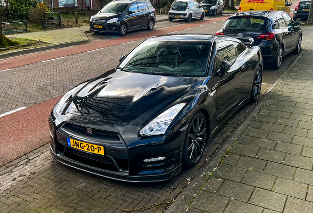 Nissan GT-R