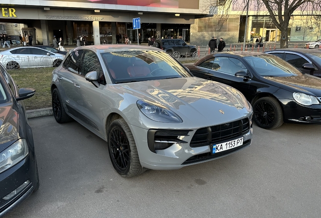Porsche 95B Macan GTS MkII