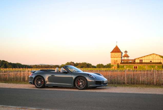 Porsche 991 Carrera 4S Cabriolet MkII