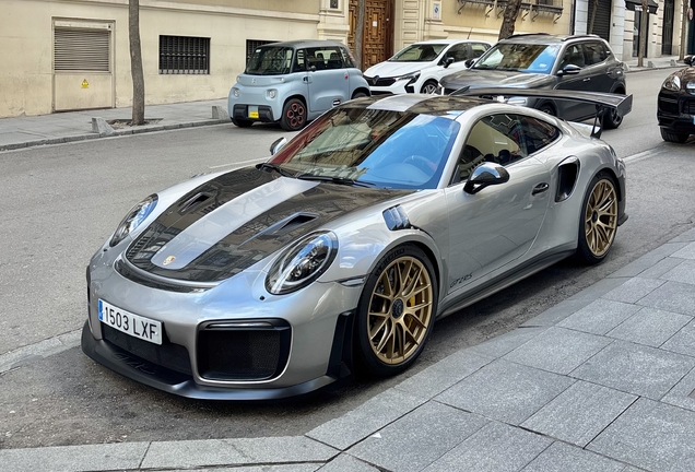 Porsche 991 GT2 RS Weissach Package