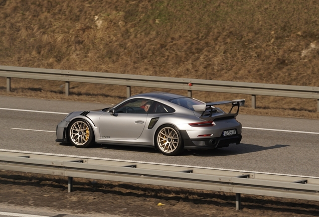 Porsche 991 GT2 RS Weissach Package