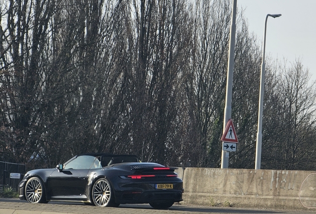 Porsche 992 Carrera 4 GTS Cabriolet MkI