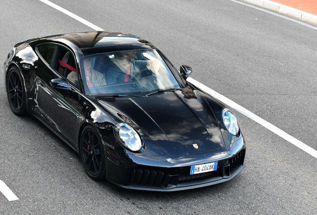 Porsche 992 Carrera 4 GTS MkII