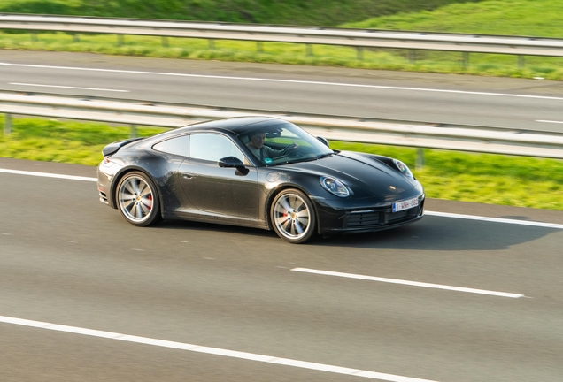 Porsche 992 Carrera 4S MkI