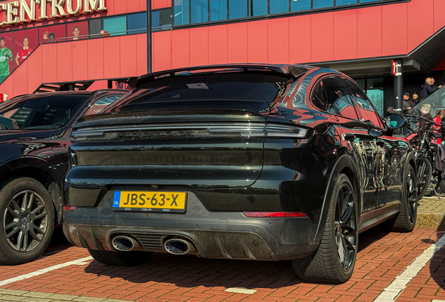 Porsche Cayenne Coupé Turbo E-Hybrid
