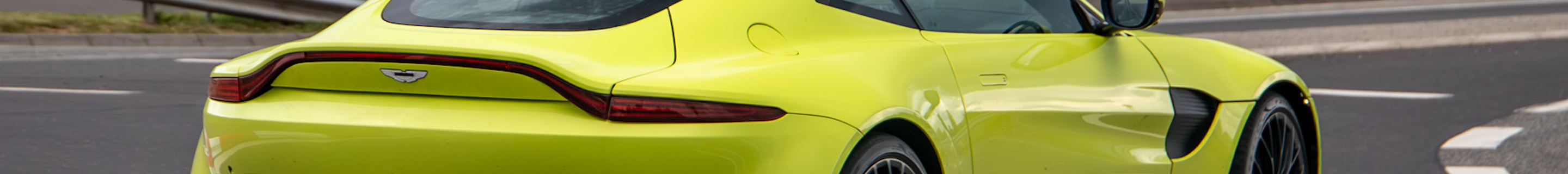 Aston Martin V8 Vantage 2018