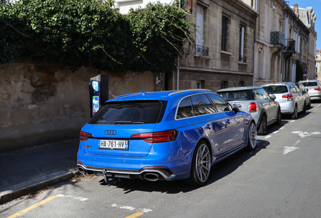 Audi RS4 Avant B9