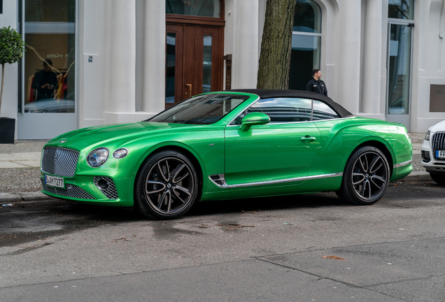 Bentley Continental GTC V8 2020