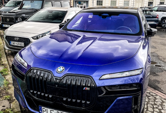 BMW M760e xDrive