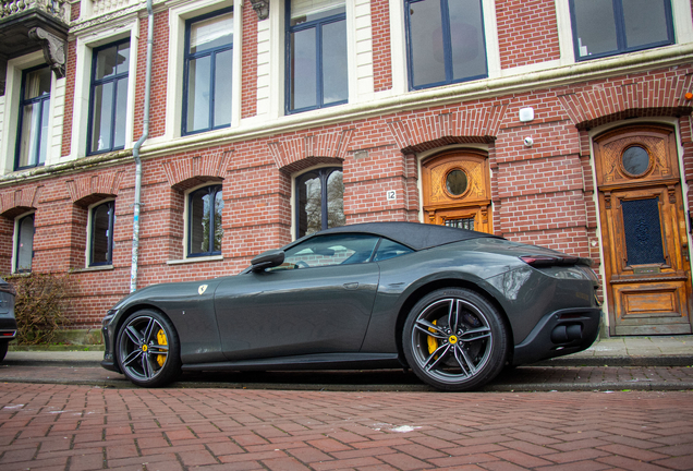 Ferrari Roma Spider