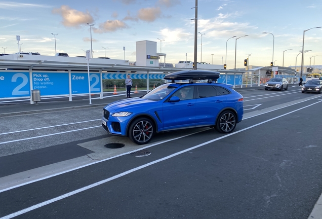 Jaguar F-PACE SVR