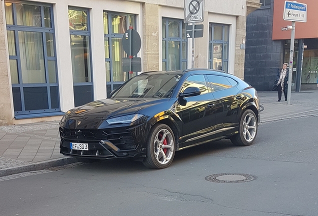 Lamborghini Urus