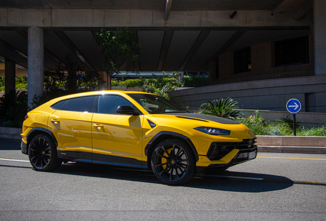 Lamborghini Urus S