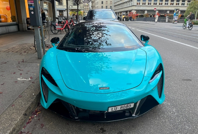 McLaren Artura Spider