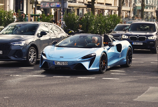 McLaren Artura Spider