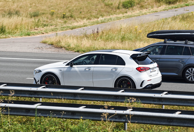 Mercedes-AMG A 45 S W177