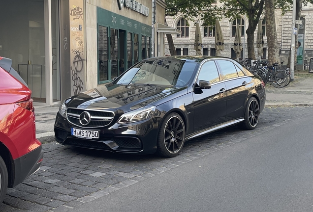Mercedes-Benz E 63 AMG S W212