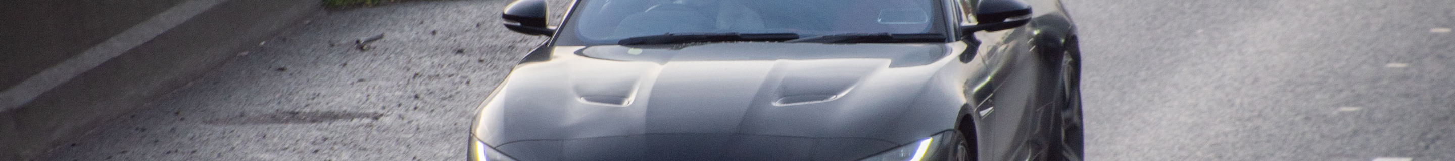 Jaguar F-TYPE P450 Coupé 2020