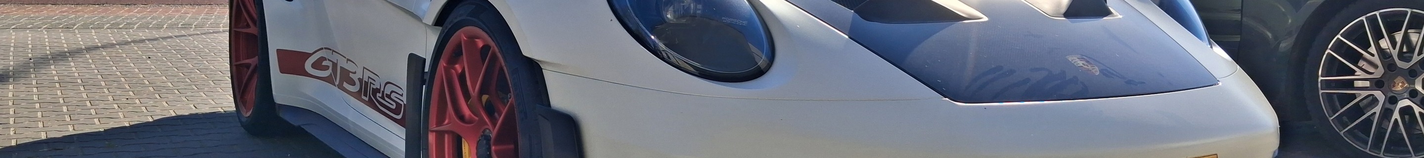 Porsche 992 GT3 RS MkI Weissach Package