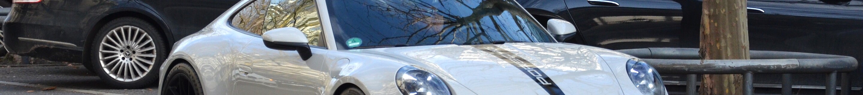 Porsche 992 GT3 Touring MkI