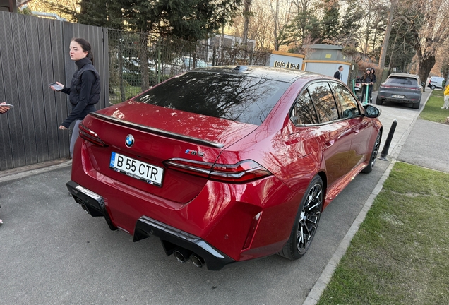 BMW M5 G90