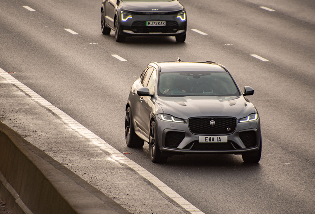 Jaguar F-PACE SVR 2021