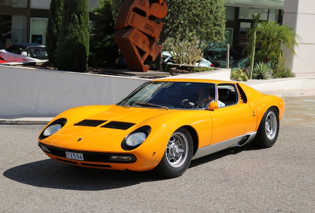 Lamborghini Miura P400 SV